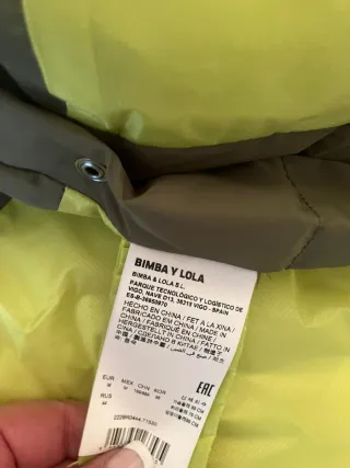Anorak plumífero Bimba y Lola verde