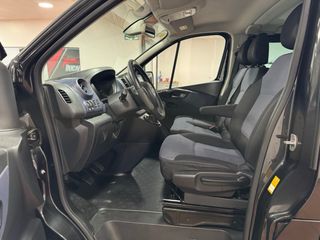 OPEL VIVARO 2016 9PLAZAS