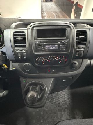 OPEL VIVARO 2016 9PLAZAS