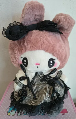 My Melody in stile Lolita Peluche
