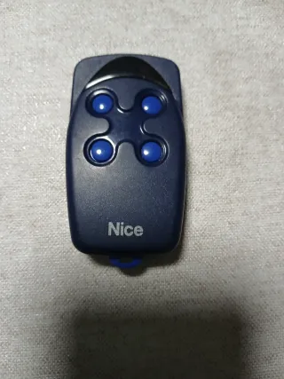 Mando Garaje Nice Azul 4 Botones