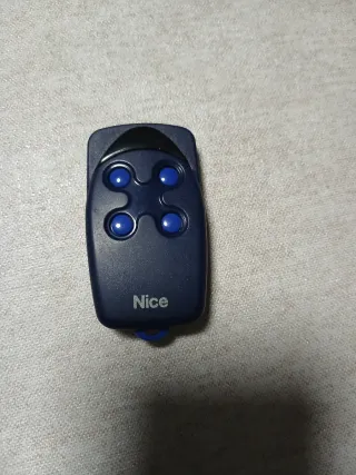 Mando Garaje Nice Azul 4 Botones