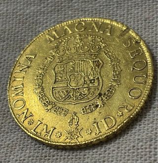FERNANDO VI 8 ESCUDOS LIMA JD DEL AÑO 1754.