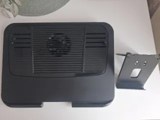 Reposa PC Portátiles con Ventilador. Base Refriger
