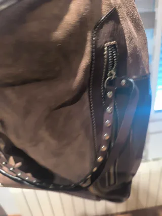 Bolso de piel marrón