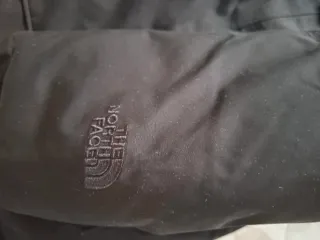 Parka The North Face Negra con Capucha
