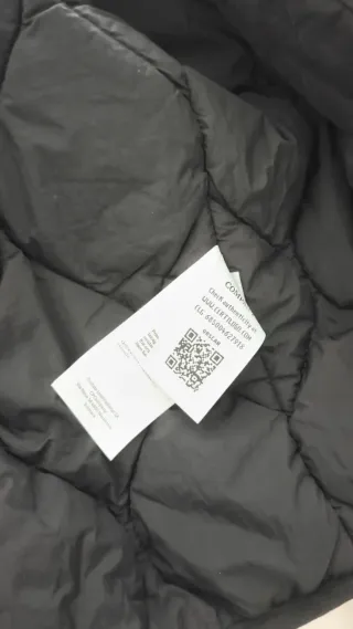 Chaqueta CP Company L Negra con Gafas