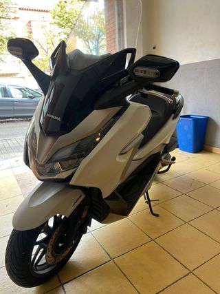 HONDA FORZA 300 2020 — COMO NUEVA