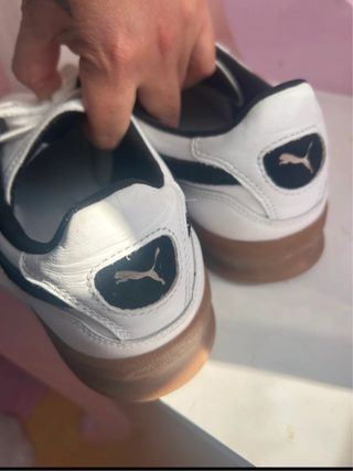 Zapatillas Puma Blancas y Beige unisex