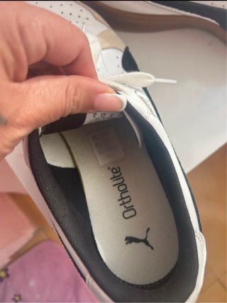 Zapatillas Puma Blancas y Beige unisex