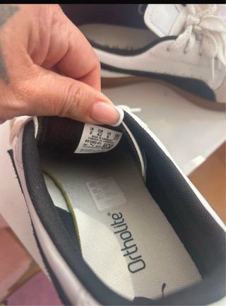 Zapatillas Puma Blancas y Beige unisex