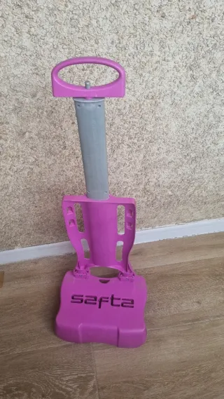 Carrito mochila cole, tiene 2alturas. Marca: Safta