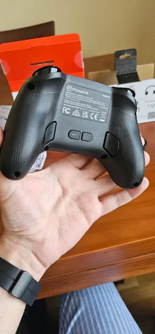 Mando PowerA Nintendo Switch 2 Wired Advantage