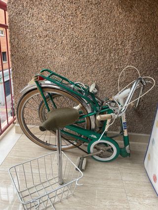 Bicicleta BH plegable verde