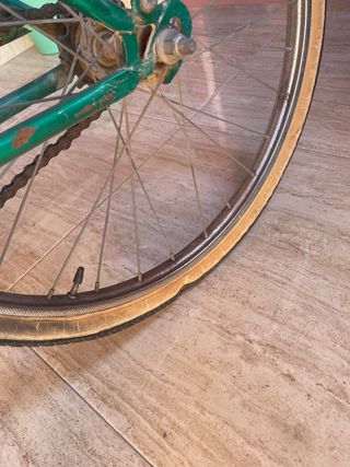 Bicicleta BH plegable verde