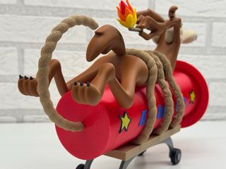 Figuras Coyote y Correcaminos