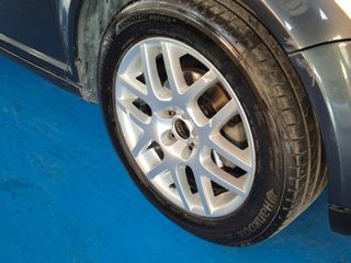 Volkswagen Golf 1.6 Conceptline 105CV