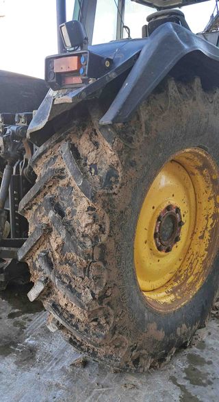 Tractor Fendt Xylon 524.