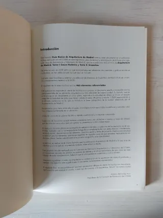 GUIA BASICA ARQUITECTURA MADRID