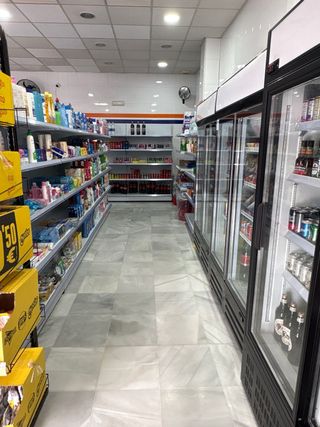 Nevera,estanterias,ordenador todo conjunto!!