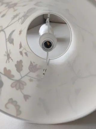 Lámpara infantil Ikea flores tela