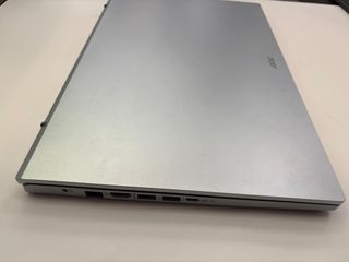 Ordenador Portátil  Acer Amd Ryzen 7 5700 1.80Ghz 16/512Gb