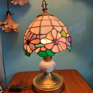 Lámpara Tiffany Flores Cristal y latón (leer)