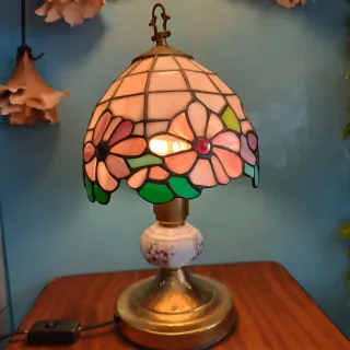 Lámpara Tiffany Flores Cristal y latón (leer)
