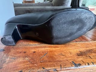 Zapatos de baile/tacon negros. Talla 32