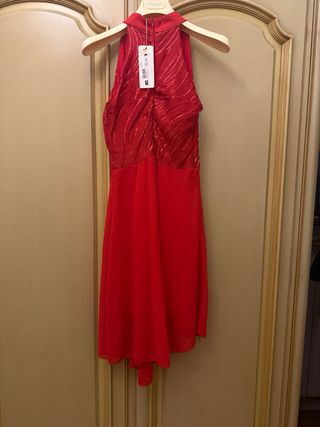 Abito da sera rosso asimmetrico paillettes