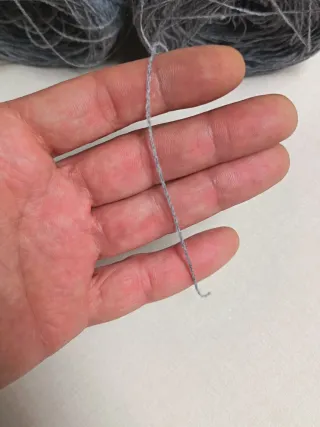 Filato misto lana grigio