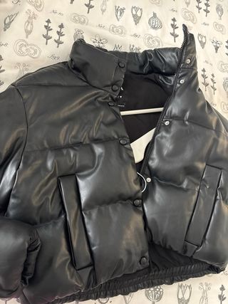 Chaqueta Zara Puffer Piel Sintética Negra