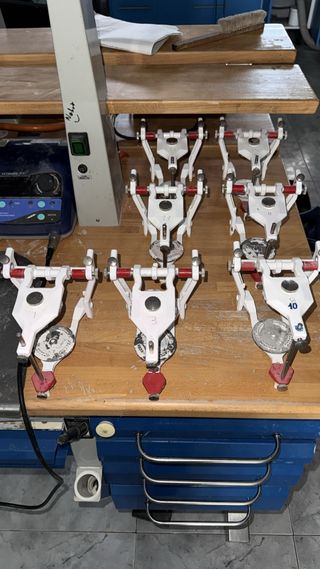 Articulador dental 3 puntas