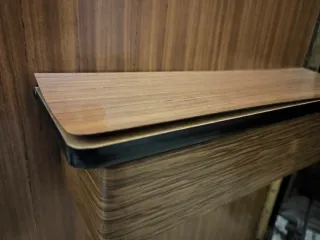 Máquina de coser Alfa retro con mueble