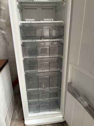 Congelador Vertical Blanco