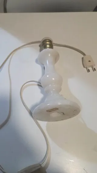 Lámpara de mesa de mármol