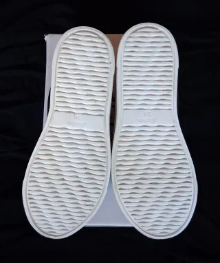 Scarpe donna Bata nere con strass