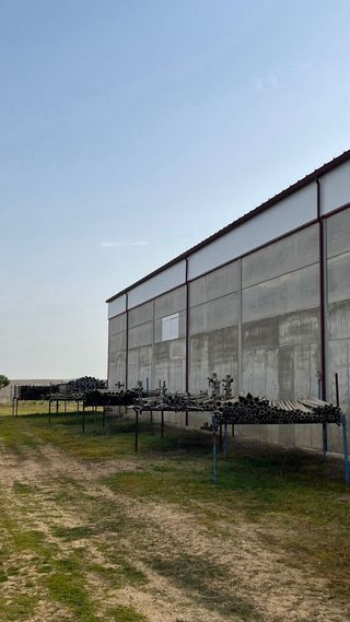 Tubería de riego con aspersores