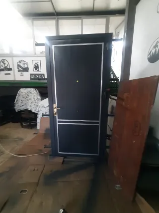 Gencametal .Fabricacion de puertas personalizadas