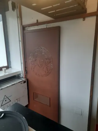 Gencametal .Fabricacion de puertas personalizadas