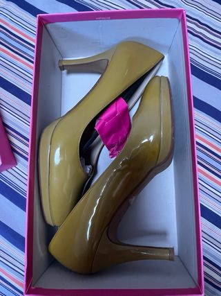 Zapatos de tacón Mascaró nude oscuro