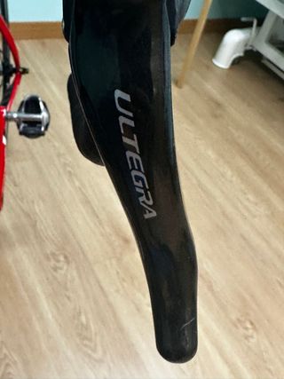 Bicicleta Pinarello Roja y Blanca