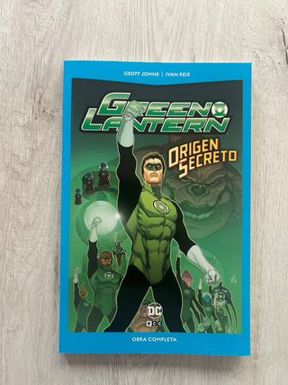 Superman: El hombre de acero (DC Pocket) y Green L