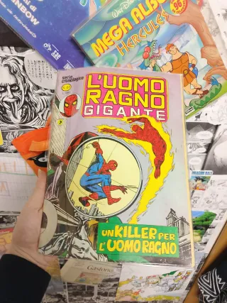 L'uomo ragno gigante editoriale corno