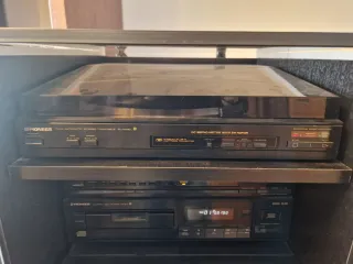 Equipo de música Pioneer negro