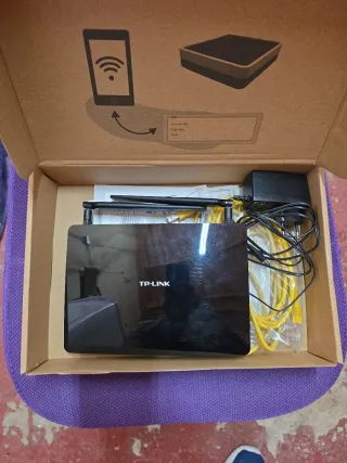 Router TP-Link con antenas