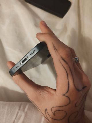 iPhone 13 mini Morado/Negro