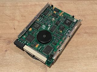 Disco Duro Seagate ST3144A 131MB IDE