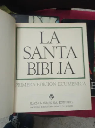 La santa biblia ecuménica