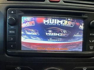 Toyota Auris HIBRIDO 2012 SOLO 61000 KILOMETROS